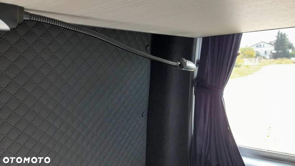 Volkswagen California - 35