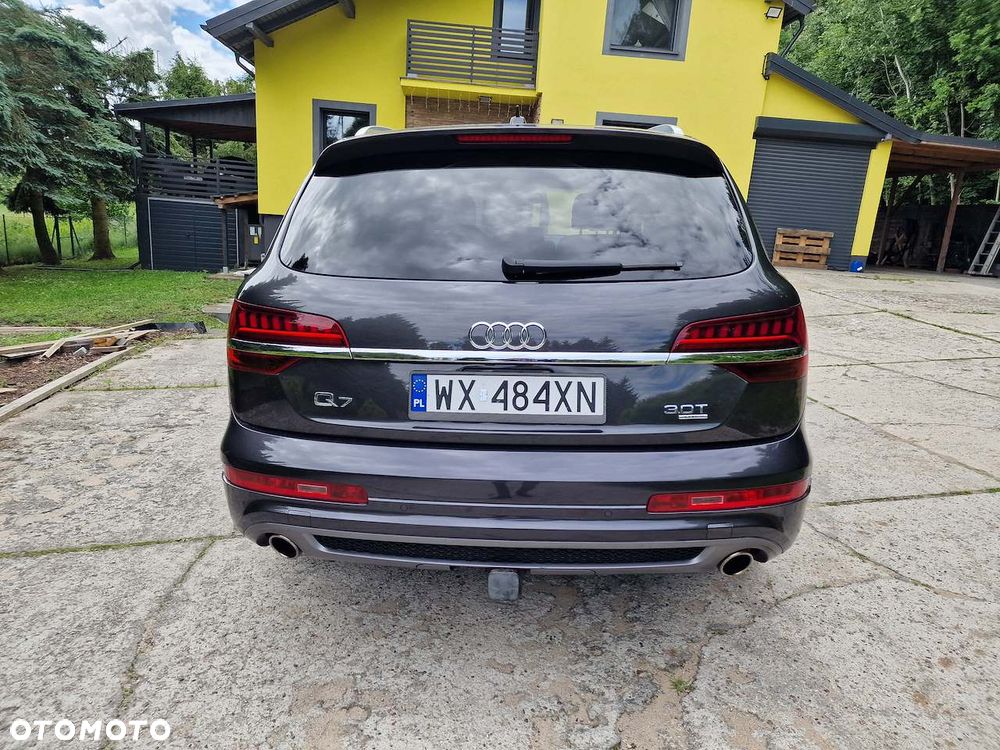 Audi Q7 - 6