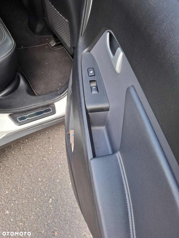 Kia Sportage 1.7 CRDI Business Line 2WD - 11