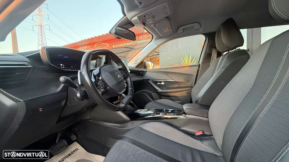 Peugeot 2008 1.5 BlueHDi Allure Pack EAT8 - 25
