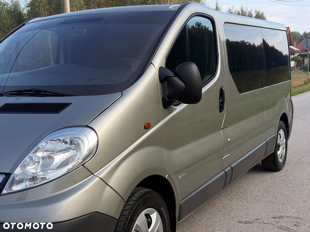 Opel Vivaro L2H1 2.9t - 9