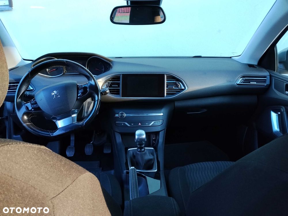 Peugeot 308 - 4