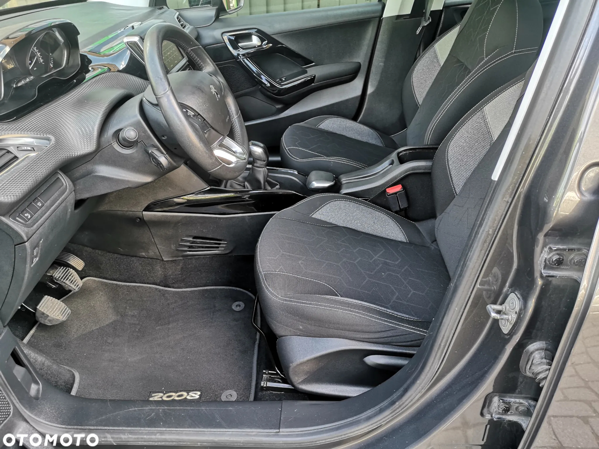 Peugeot 2008 1.5 BlueHDi Style - 18