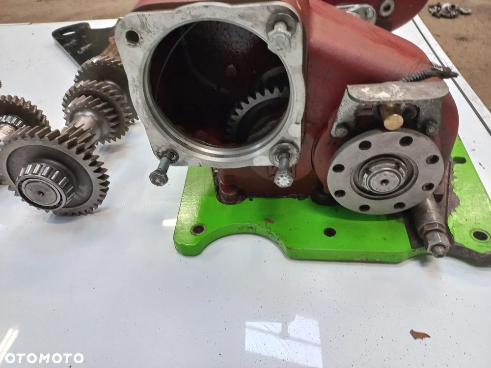 Skrzynia biegów,MERLO,Manitou,024843,47654,34,10.płyta pitonfix,820L10091,zaczep 33,obudowa,koło zębate,kabina,fendt,massey,valtra,claas, - 8