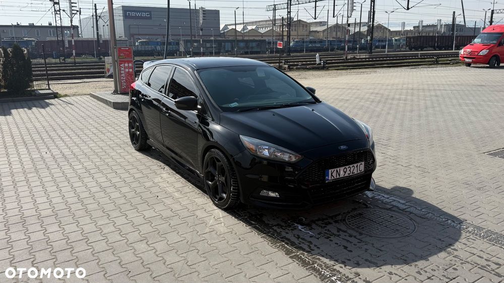 Ford Focus 2.0 EcoBoost ST - 1