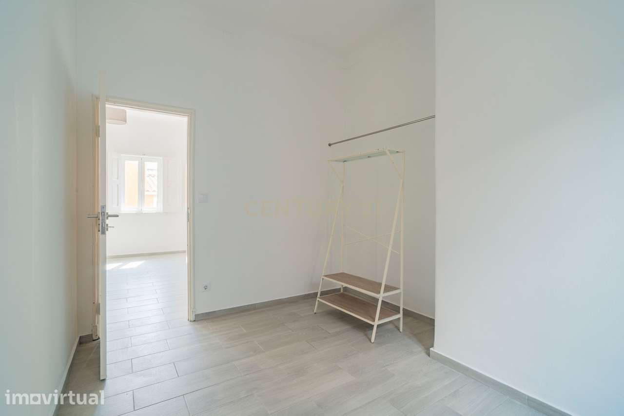 Apartamento T3 Remodelado com Espaço Exterior Privativo | Alcobaça - Grande imagem: 5/12