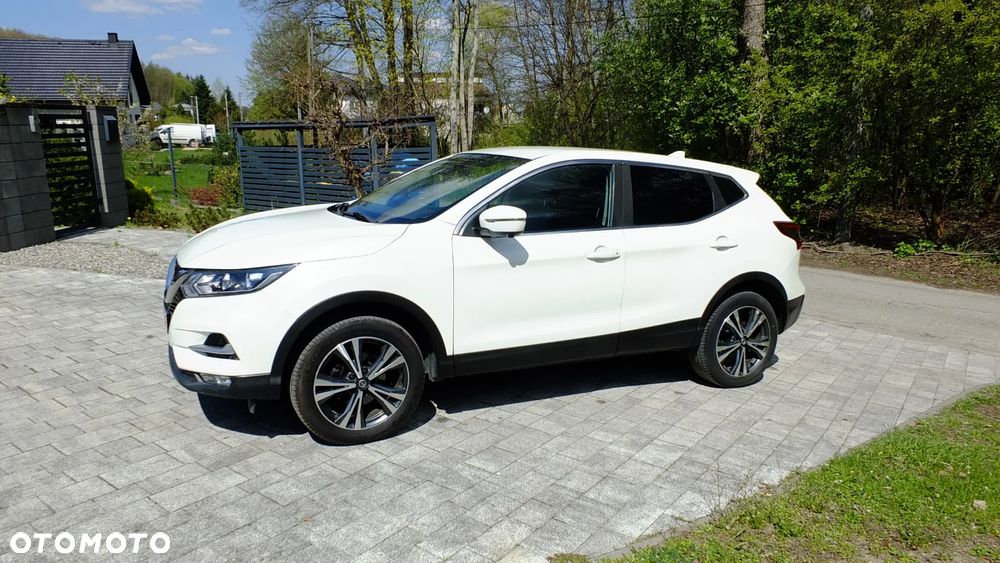 Nissan Qashqai 1.2 DIG-T N-Connecta EU6 - 12