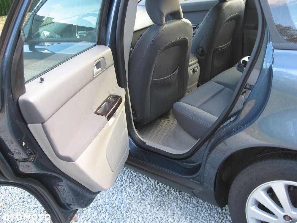 Volvo V50 - 18
