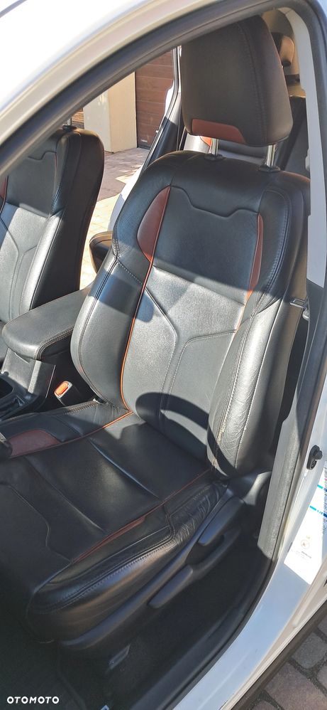 Toyota RAV4 2.0 D-4D Prestige - 2