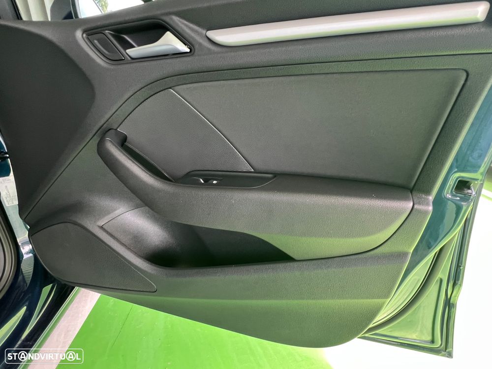 Audi A3 Sportback 30 TFSI Sport - 15