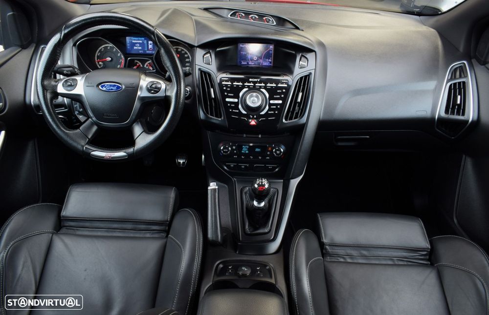Ford Focus SW 2.0 EcoBoost ST - 5