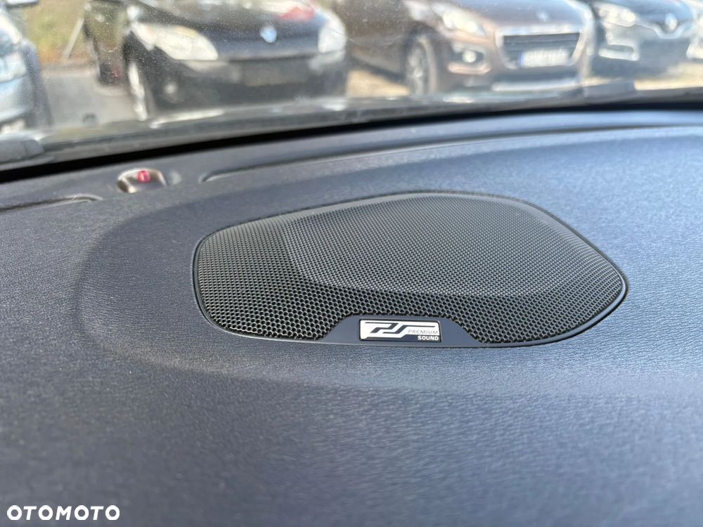 Volvo V40 D2 - 18