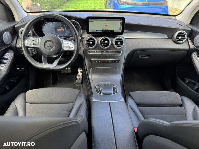 Mercedes-Benz GLC - 11