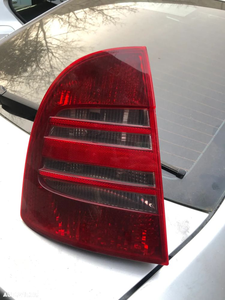 Stop stanga spate Skoda Superb 1 2004 - 2