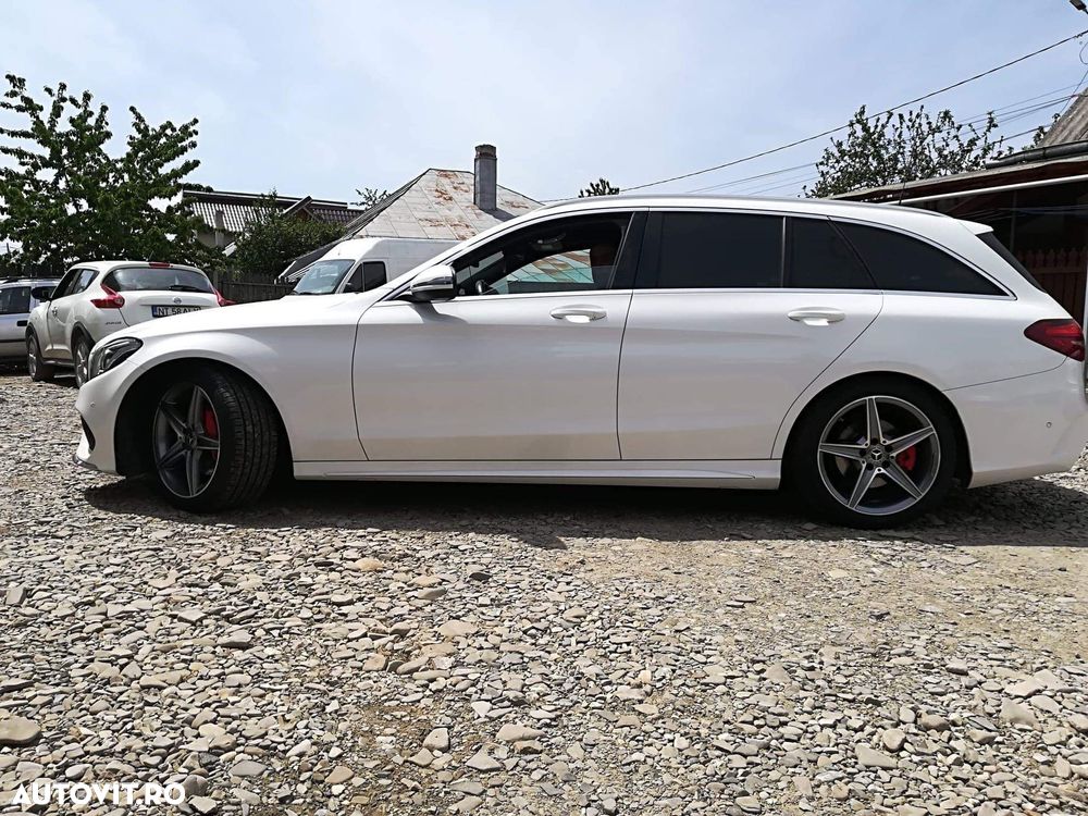 Mercedes-Benz C 220 CDI DPF BlueEFFICIENCY - 12
