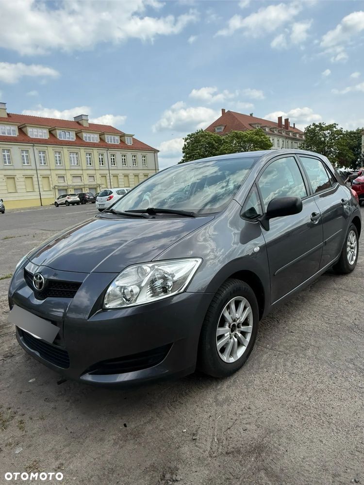 Toyota Auris 1.4 VVT-i Luna - 1