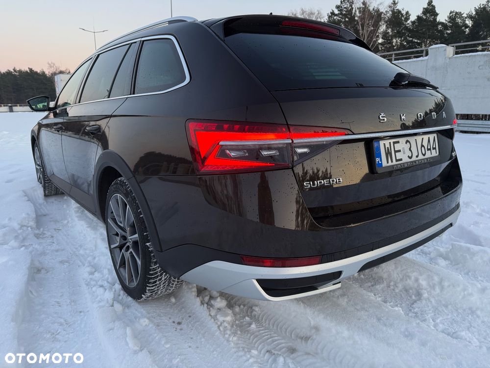 Skoda Superb 2.0 TDI SCR 4x4 Scout DSG - 4