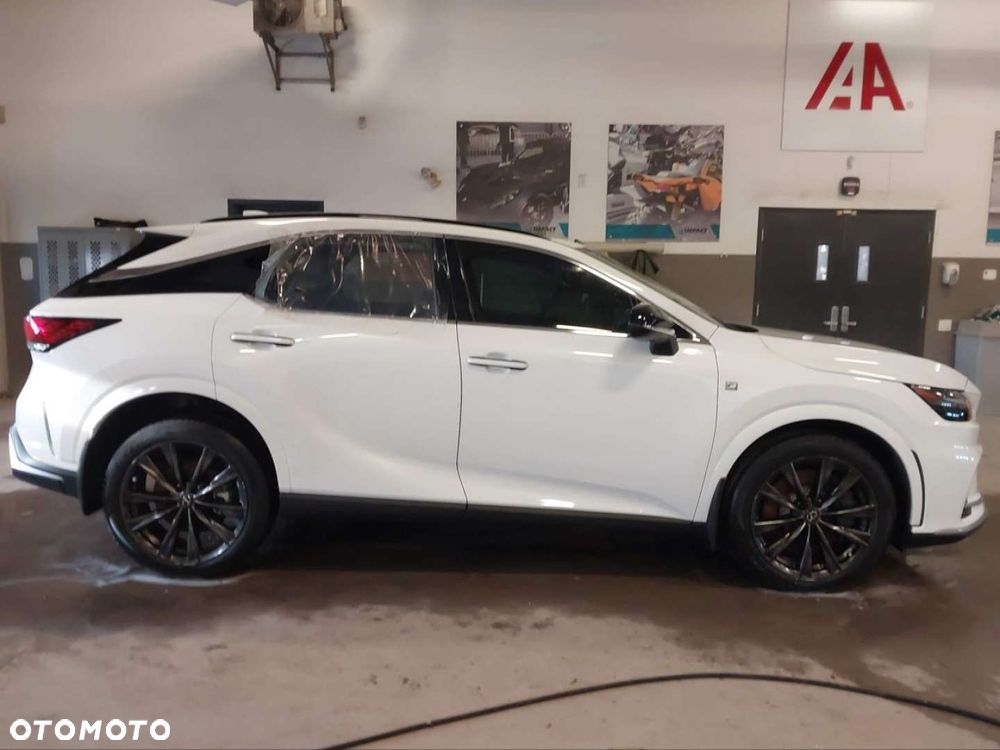 Lexus RX - 10
