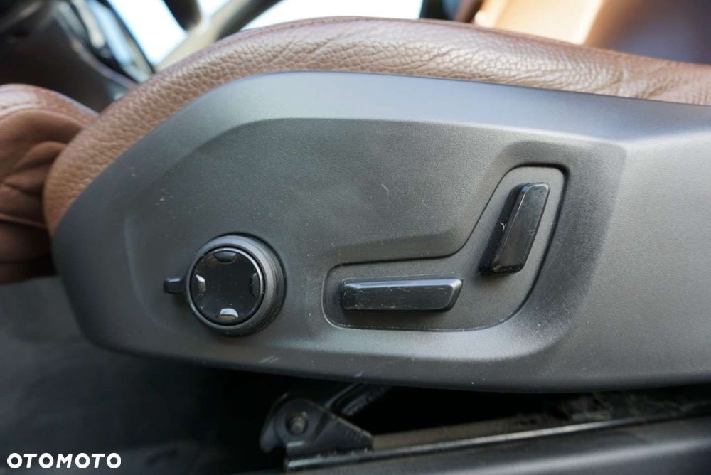 Volvo XC 60 - 20