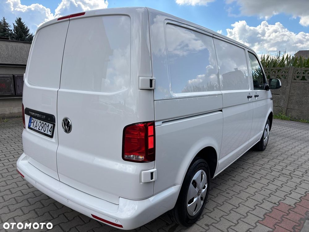 Volkswagen Transporter Kombi T6.1 TDI L1H1 - 12