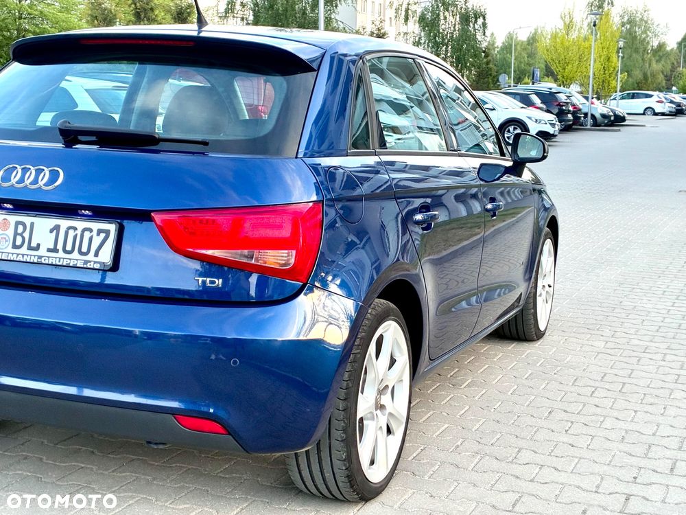 Audi A1 Sportback 1.6 TDI Attraction - 18