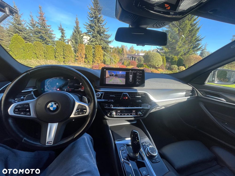 BMW Seria 5 530d M Sport Edition - 12