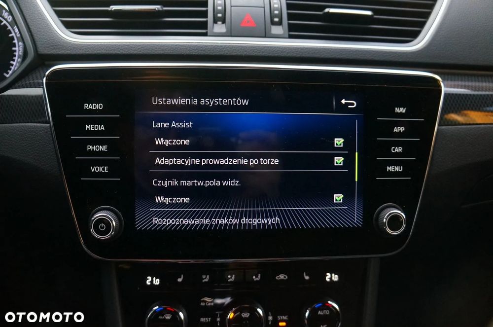 Skoda Superb 2.0 TDI 4x4 Sportline DSG - 30