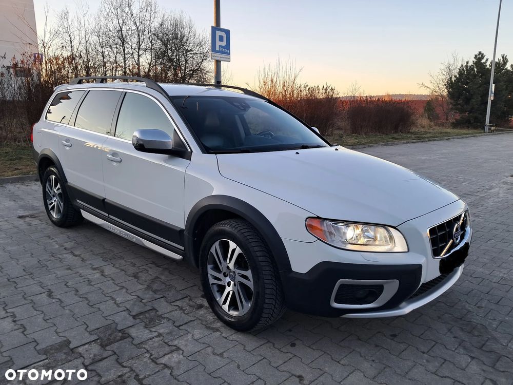 Volvo XC 70 2.4D Momentum - 6