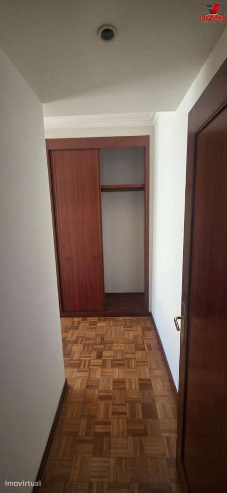 Apartamento T1 com garagem fechada em Lamaçães - Grande imagem: 5/7