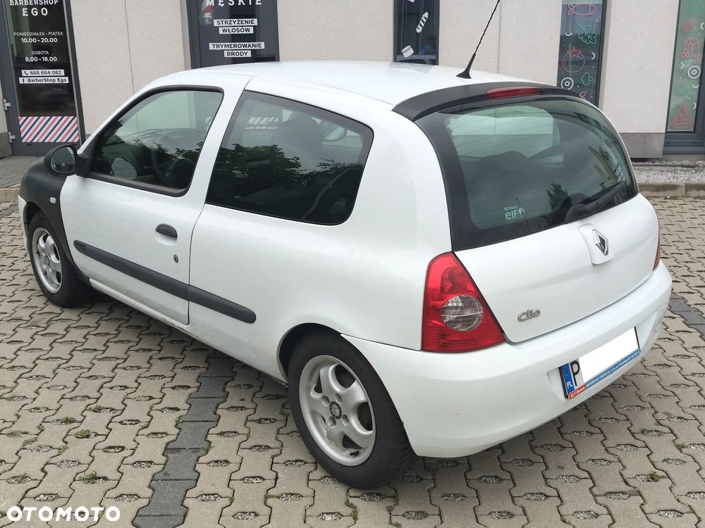 Renault Clio 1.2 16V Expression - 29