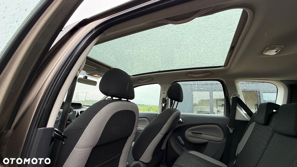 Citroën C3 Picasso VTi 95 Color Selektion - 10