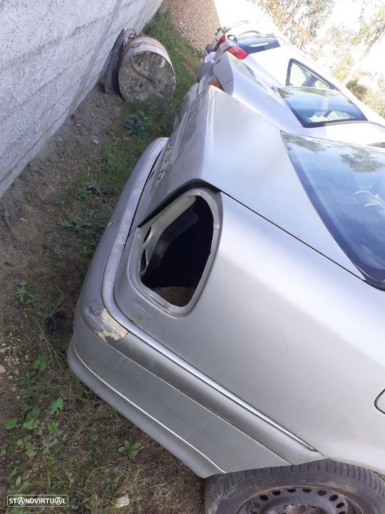 Mercedes c250 w202 para pecas ler descricao - 1