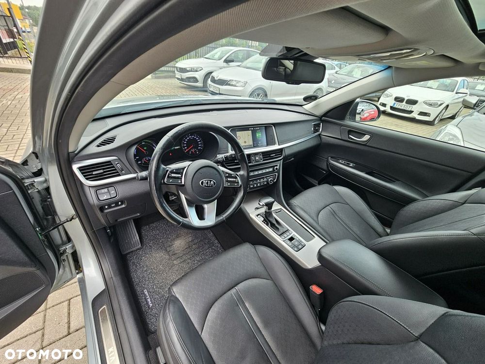Kia Optima - 23