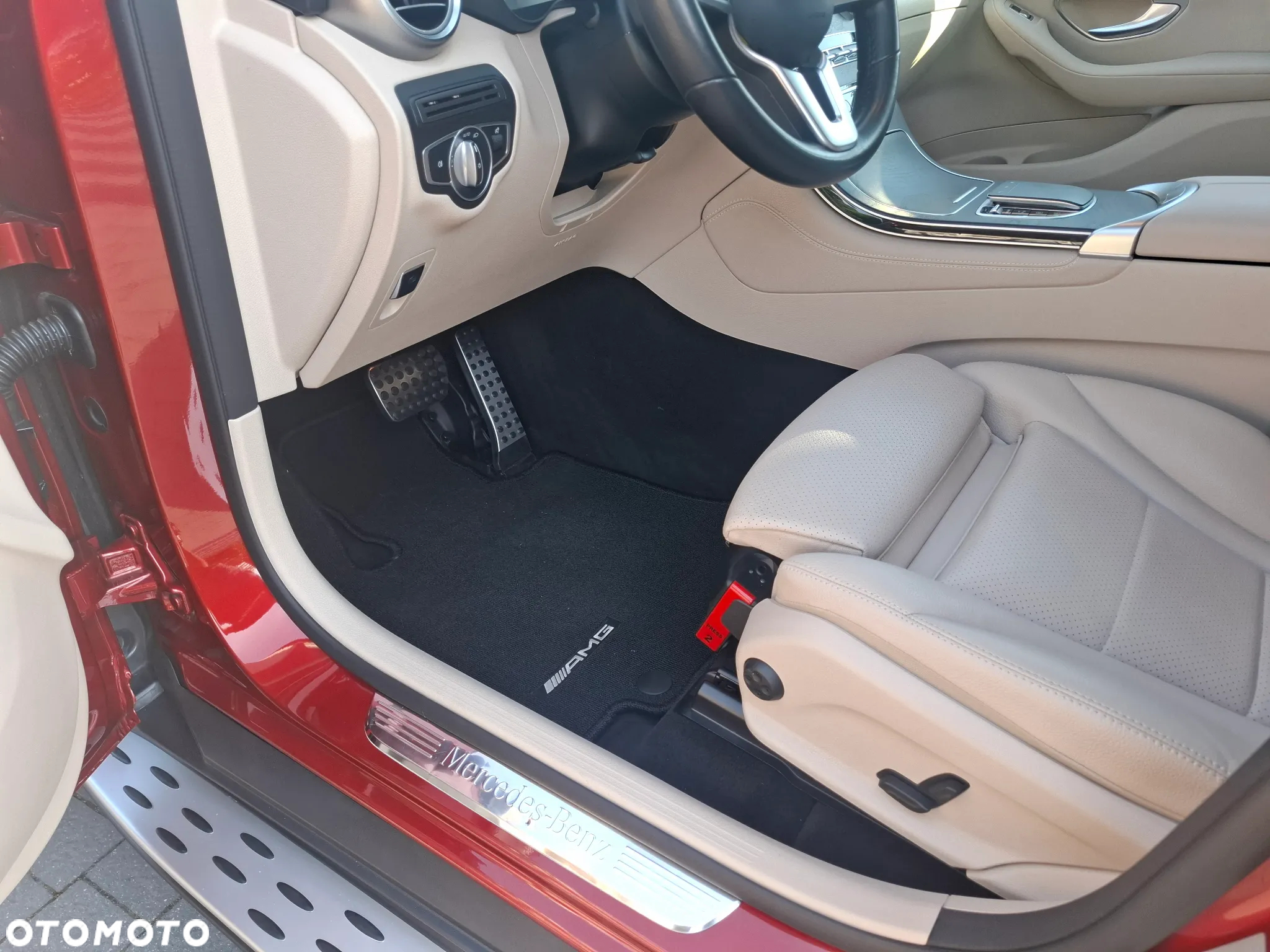 Mercedes-Benz GLC 200 d 4-Matic Business Edition - 38