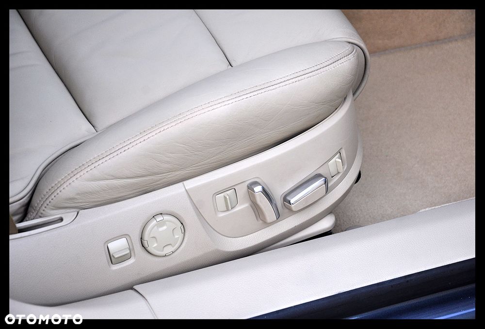 Audi A8 - 25