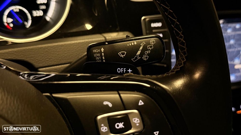 VW Golf 2.0 TSI R DSG - 18