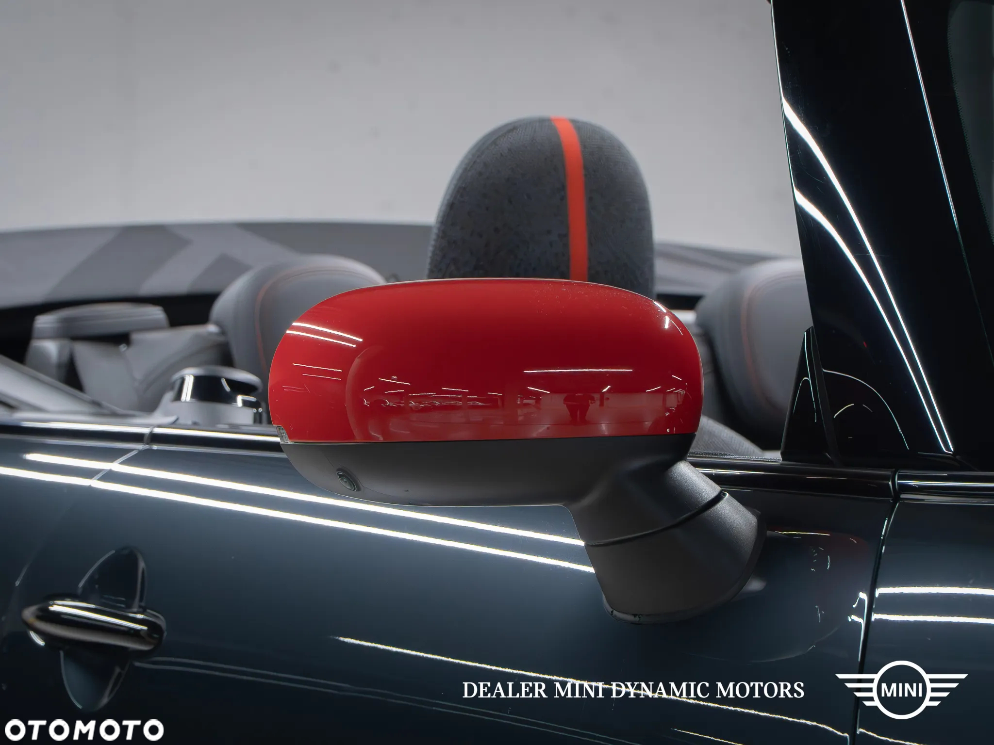 MINI John Cooper Works Cabrio - 12