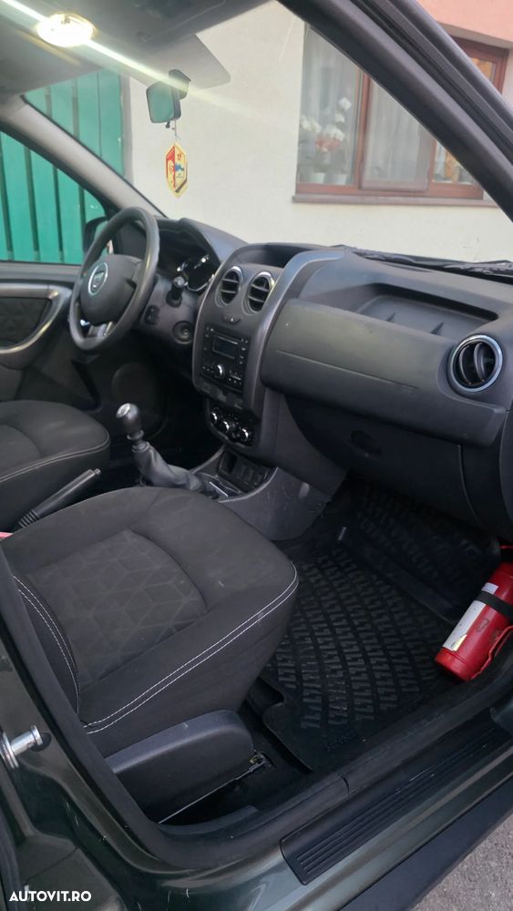 Dacia Duster 1.2 TCe 4x2 Laureate - 3