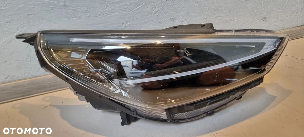 Lampa FULL LED przód prawa HYUNDAI I30 III LIFT 20-. - 2