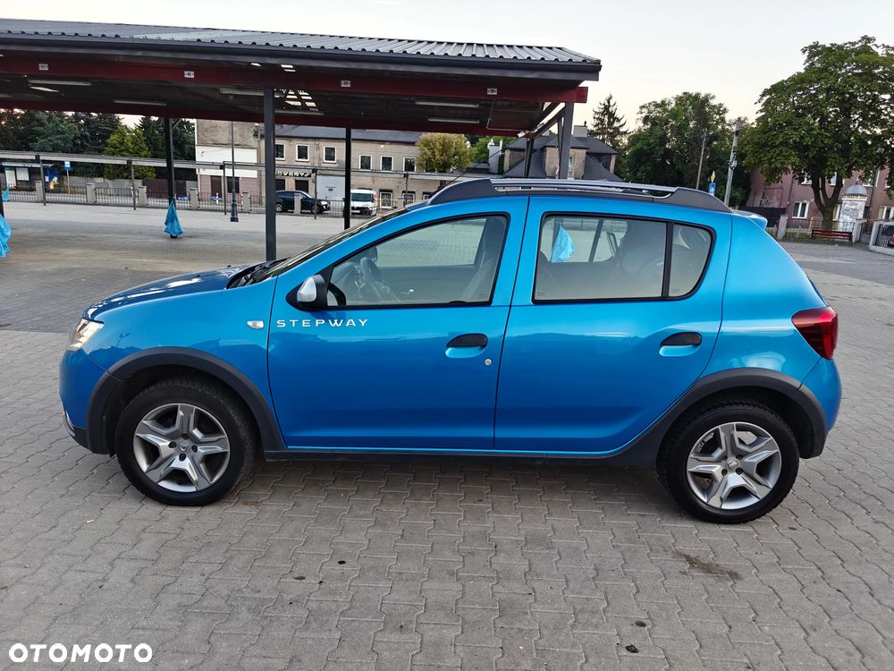Dacia Sandero - 5
