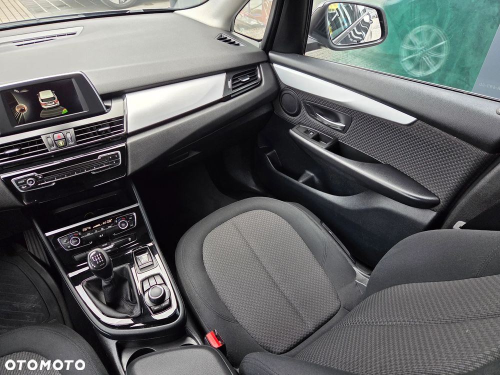 BMW Seria 2 218i Advantage - 21