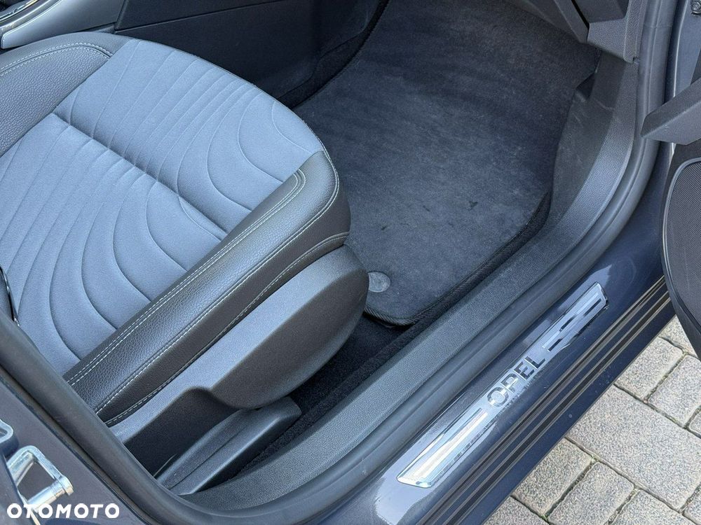 Opel Astra 1.6 ECOTEC DI Turbo ecoFLEX St Exklusiv - 8