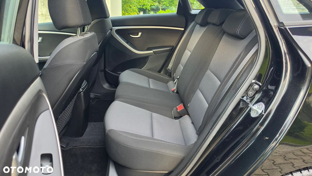 Hyundai i30 1.4 Fifa World Cup Edition - 13