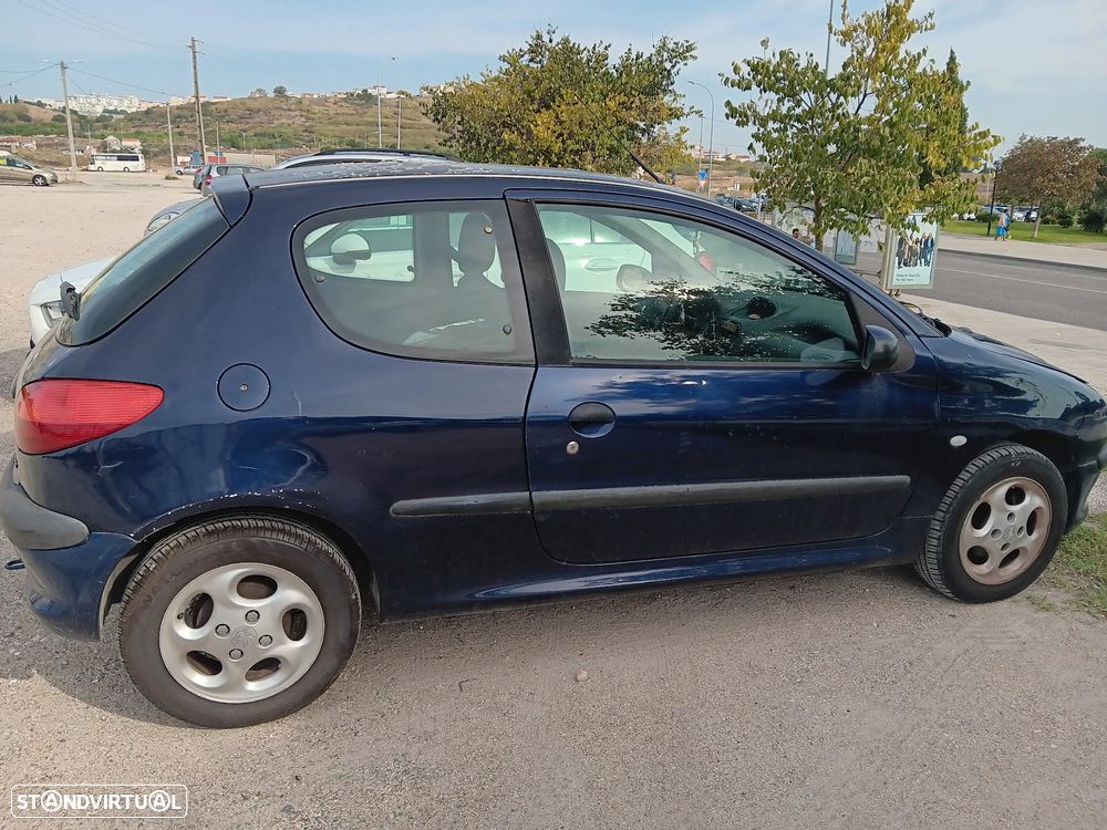 Peugeot 206 1.1 Color Line - 1