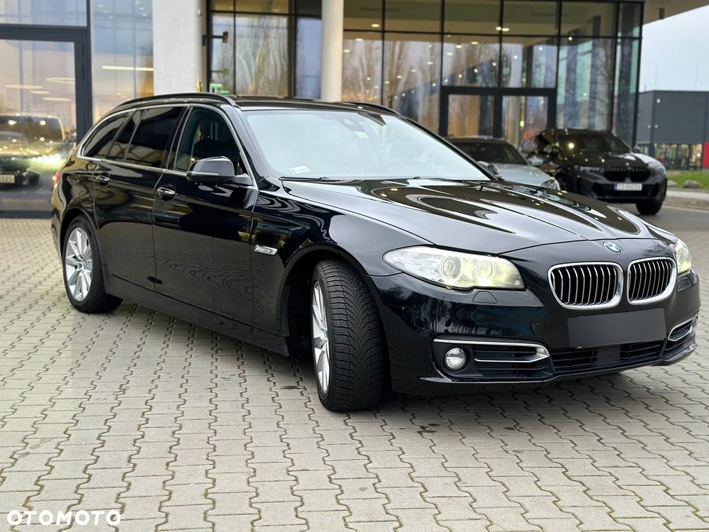 BMW Seria 5 525d xDrive Luxury Line - 16