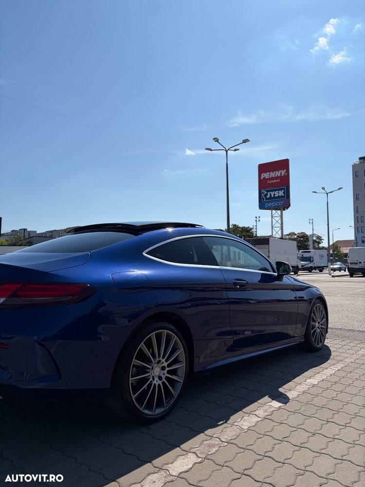 Mercedes-Benz C - 9