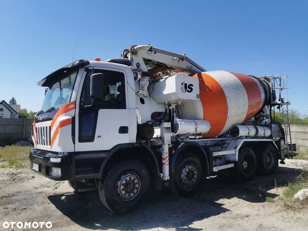 Iveco Astra - 1