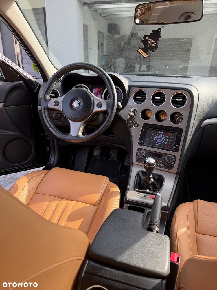 Alfa Romeo 159 1.9JTDM Distinctive - 8