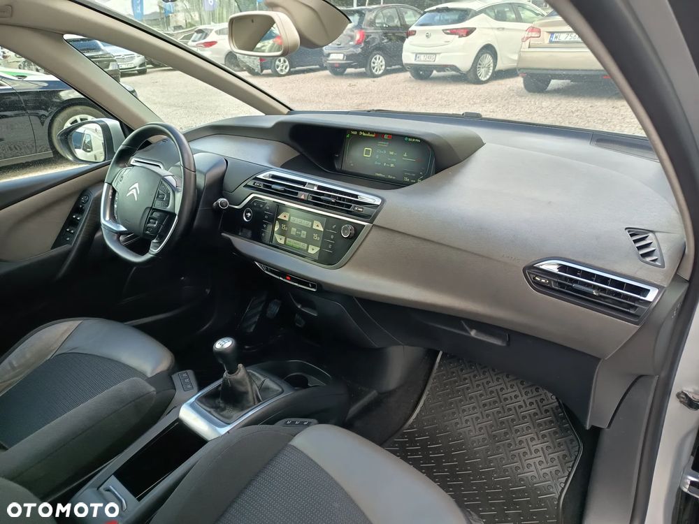Citroën C4 Grand Picasso 1.6 e-HDi Exclusive - 28