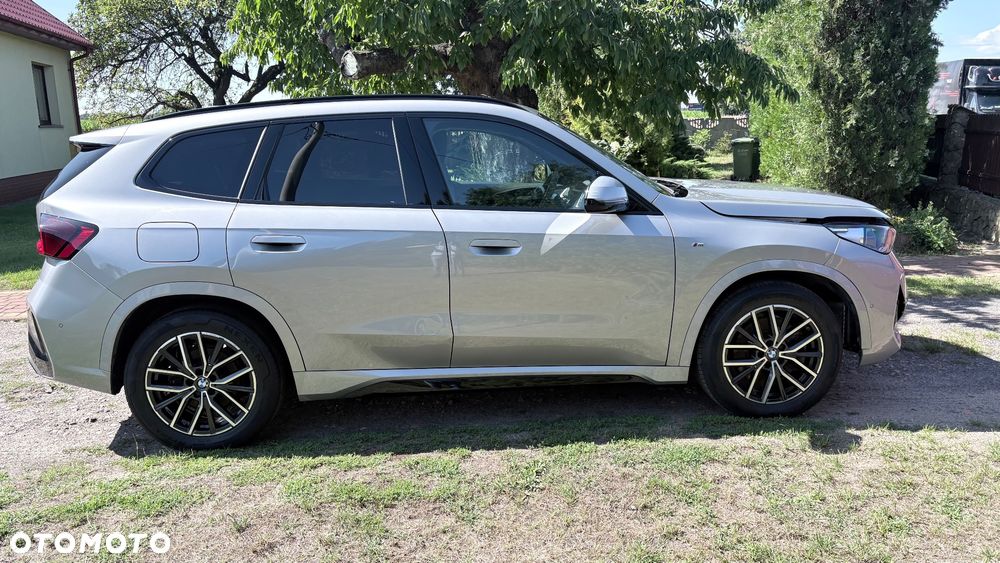 BMW X1 xDrive23i M Sportpaket - 6
